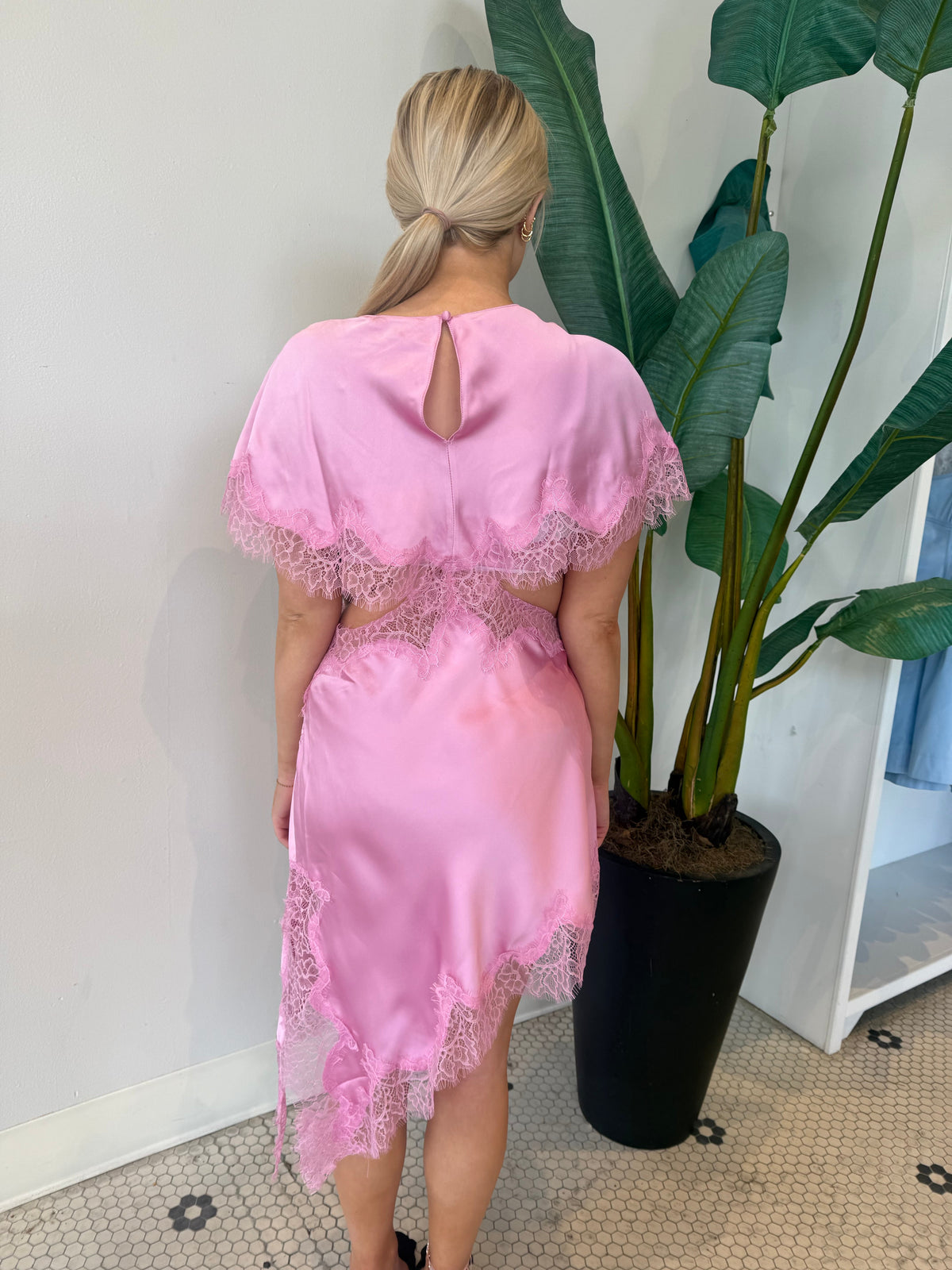 MAYCI DRESS PASTELL LILAC