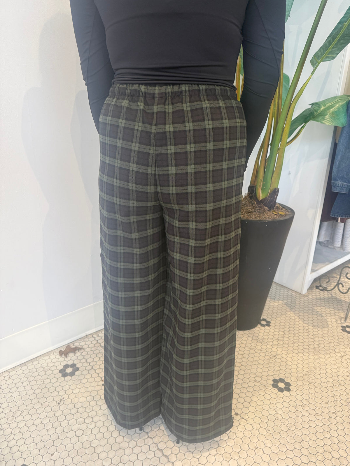MERRY PLAID DRAWSTRING PANTS
