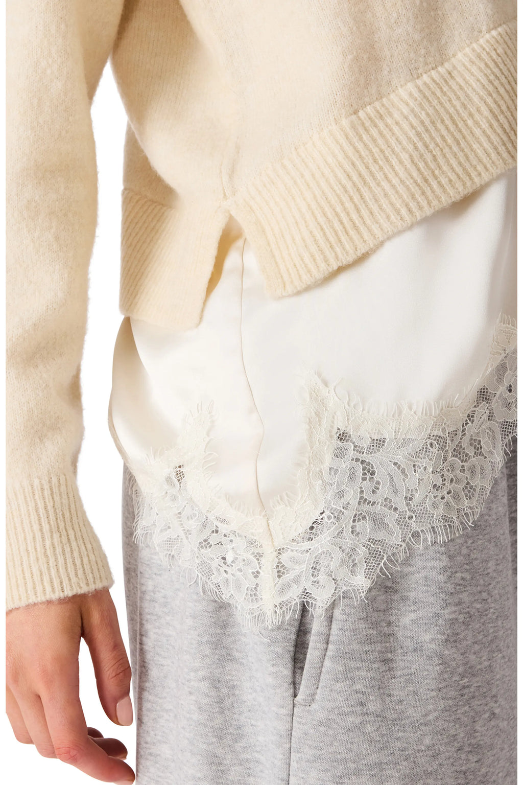 ARIES SWEATER CREAM