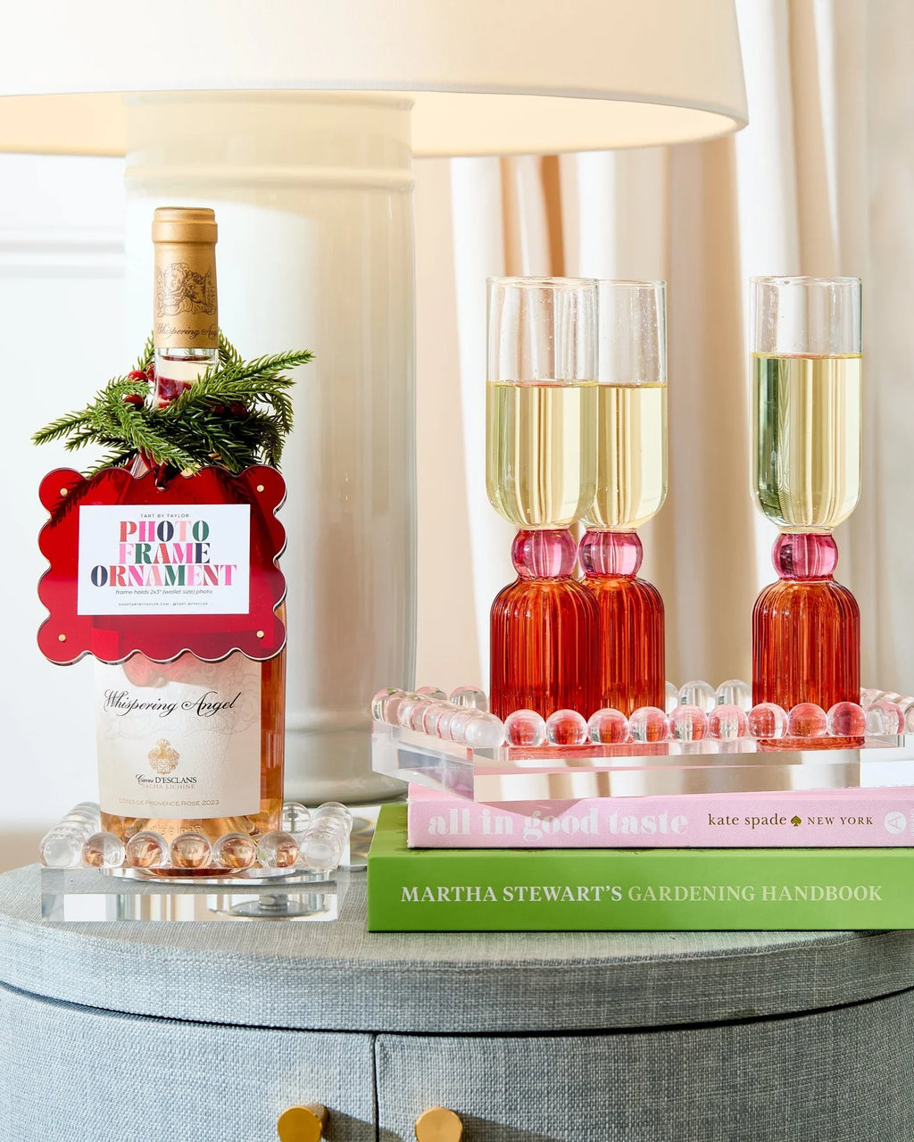 RED FRAME ORNAMENT