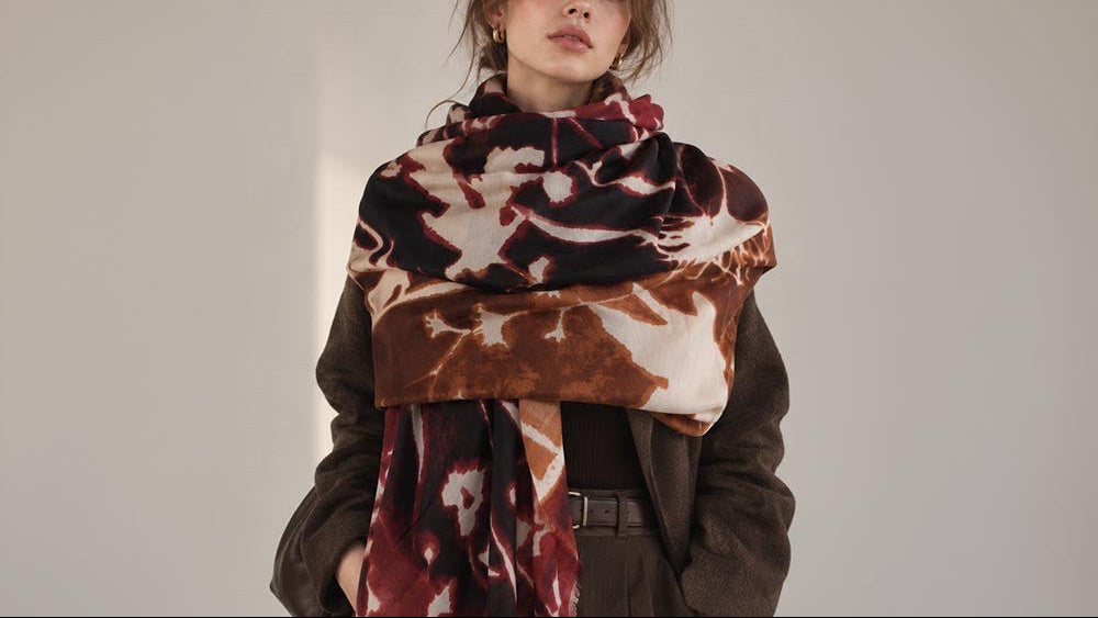 BURGUNDY TIE DYE SCARF