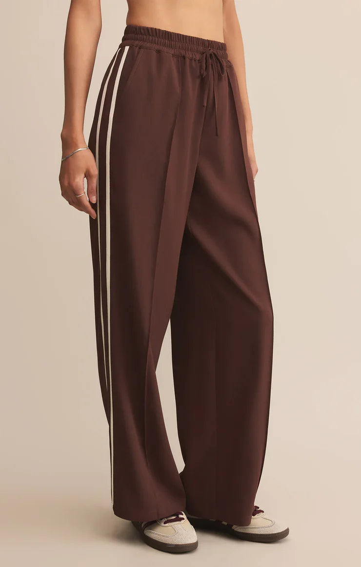SAUNDER TRACK PANT SANDALWOOD