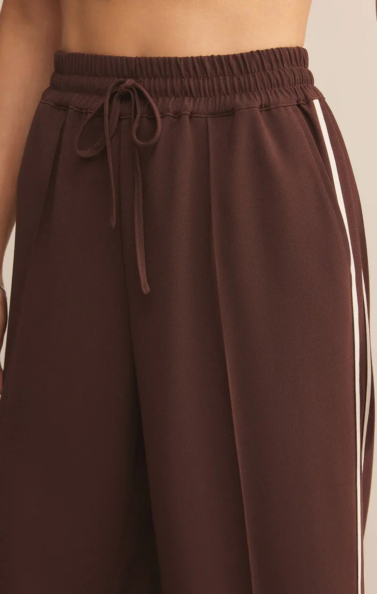 SAUNDER TRACK PANT SANDALWOOD