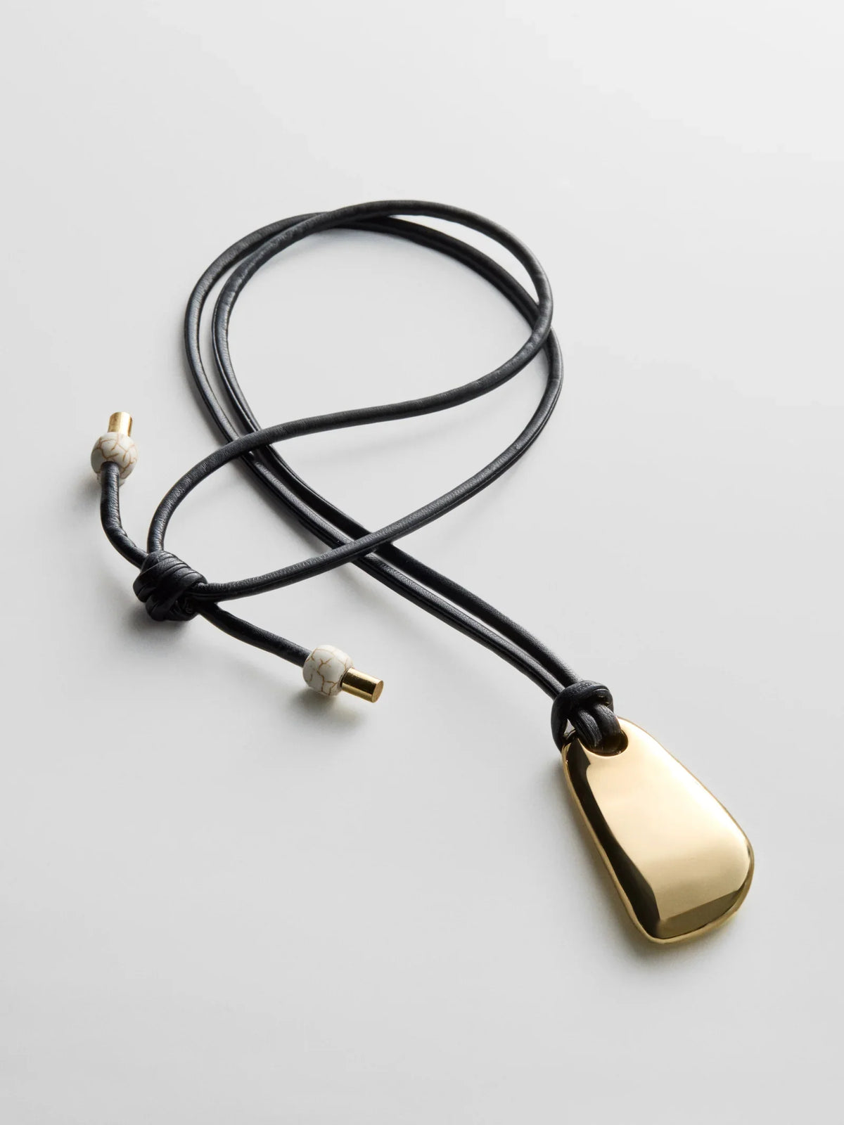 TALLULAH PENDANT NECKLACE