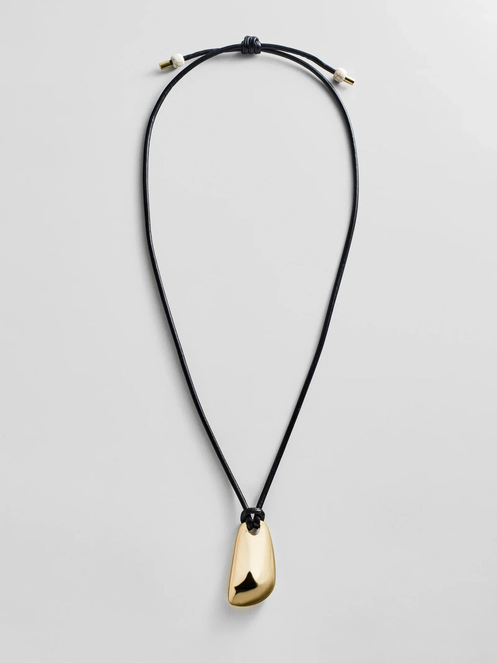 TALLULAH PENDANT NECKLACE