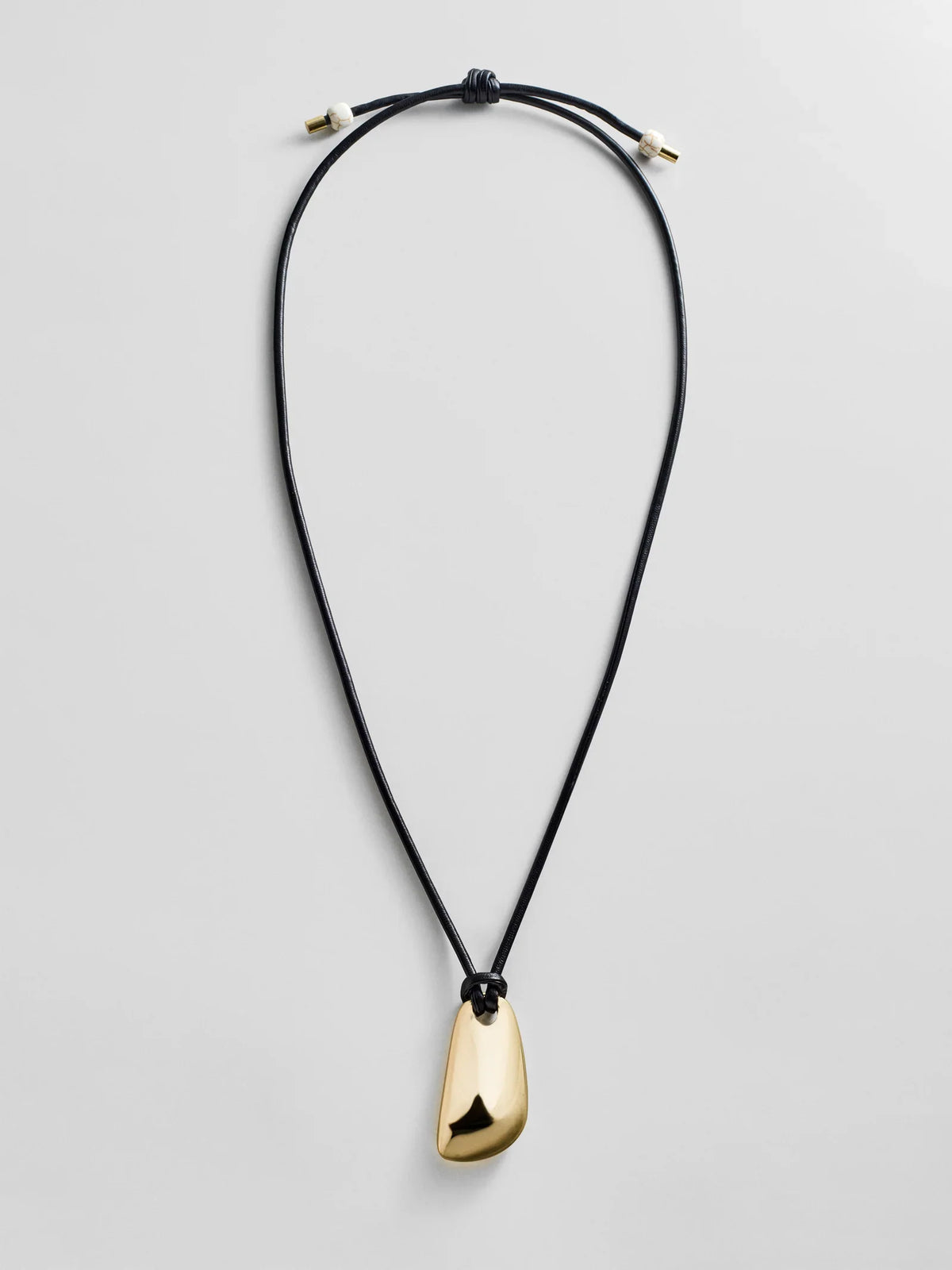 TALLULAH PENDANT NECKLACE