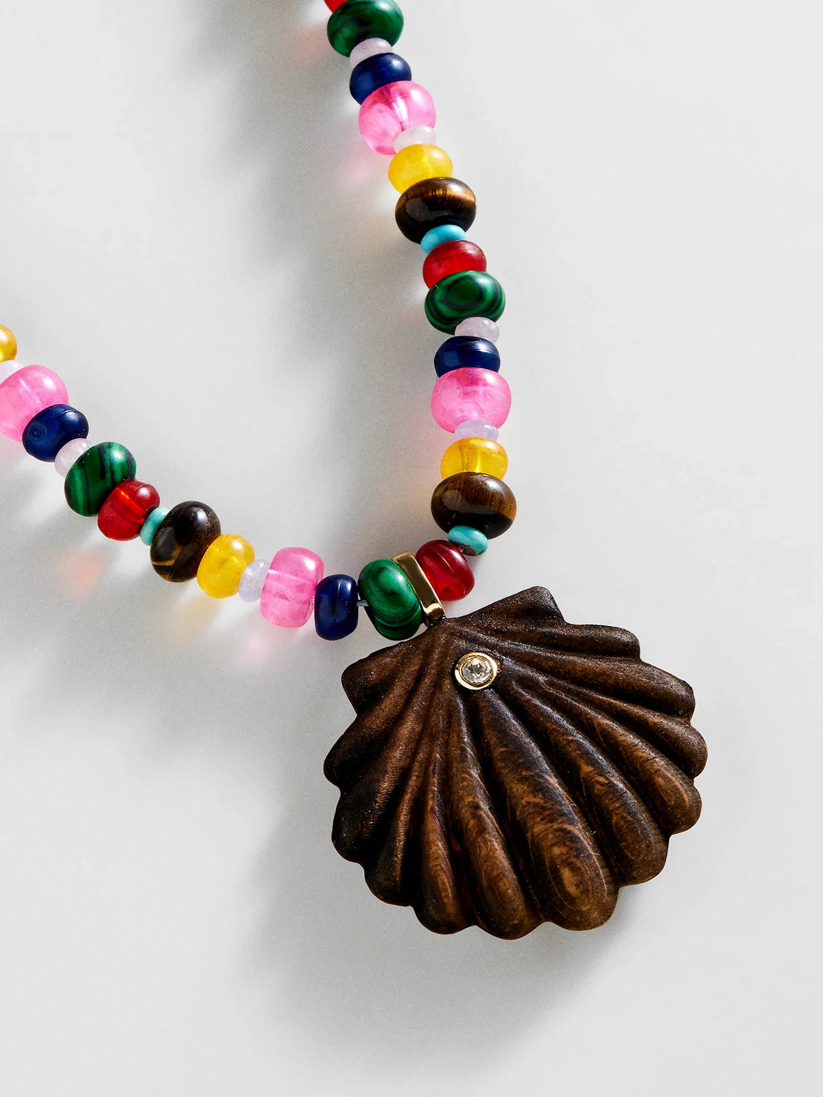 SUN DRIFT SEASHELL PENDANT NECKLACE