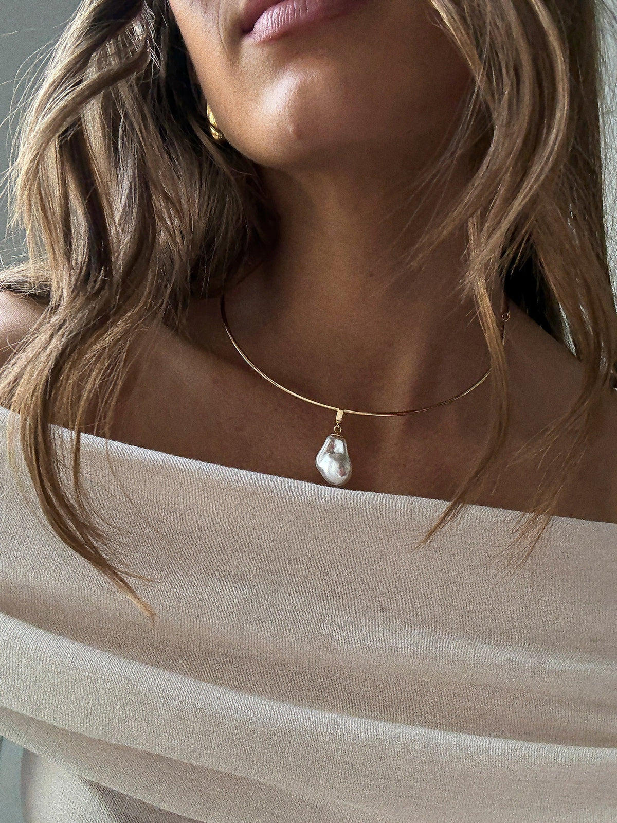 TEAGAN PEARL COLLAR NECKLACE