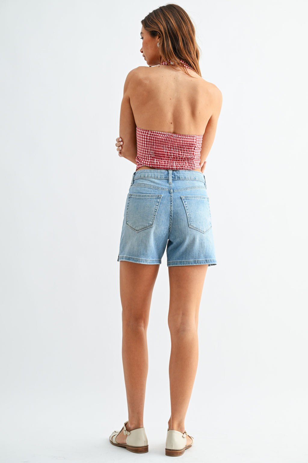 LIGHT DENIM SIDE SLIT SHORTS